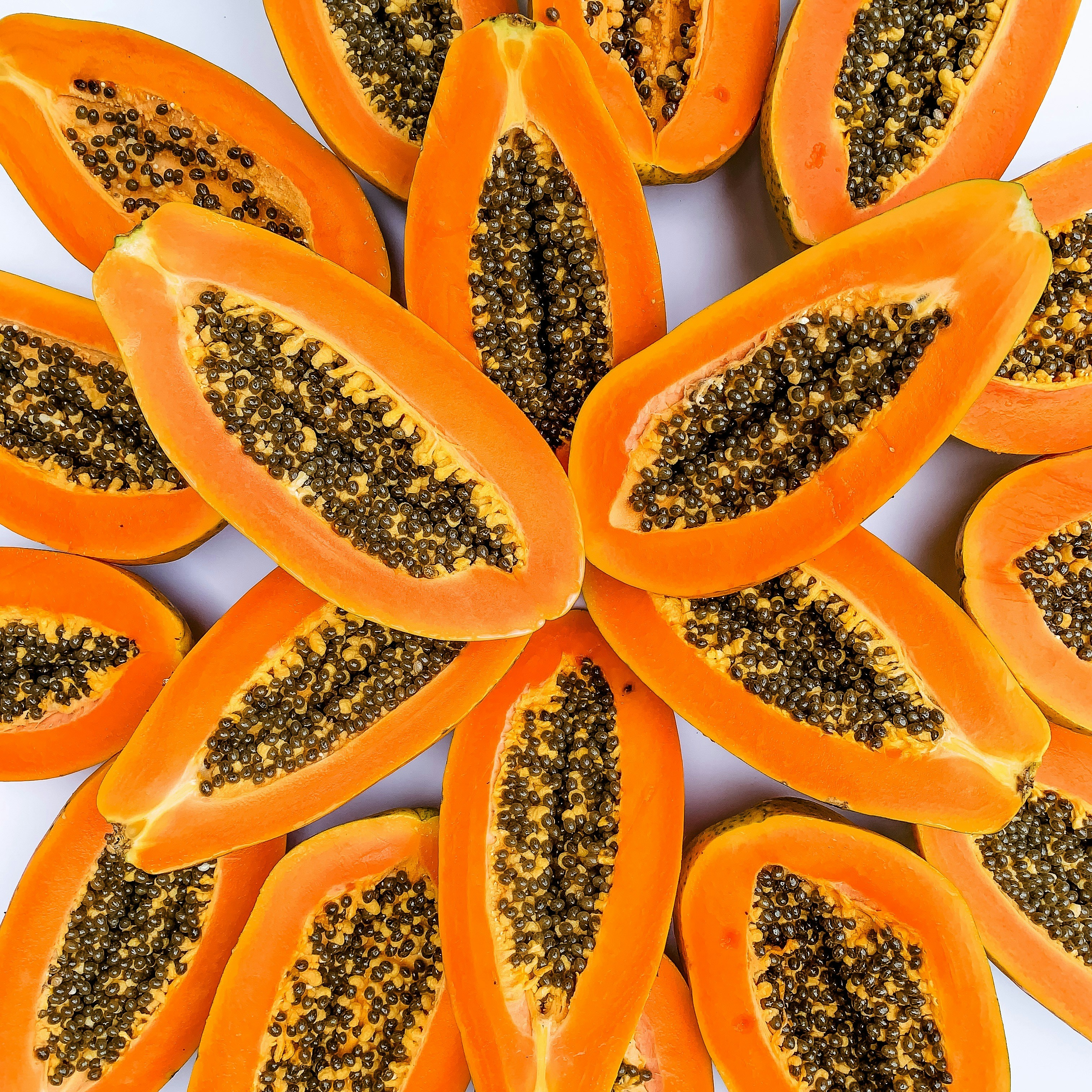 Dried fruit pieces